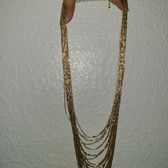 FAUX gold necklace - Picture 5 of 6